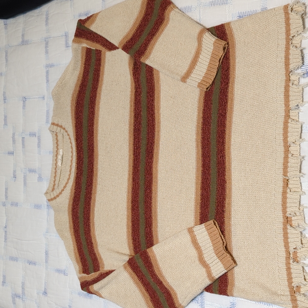 Easel sweater